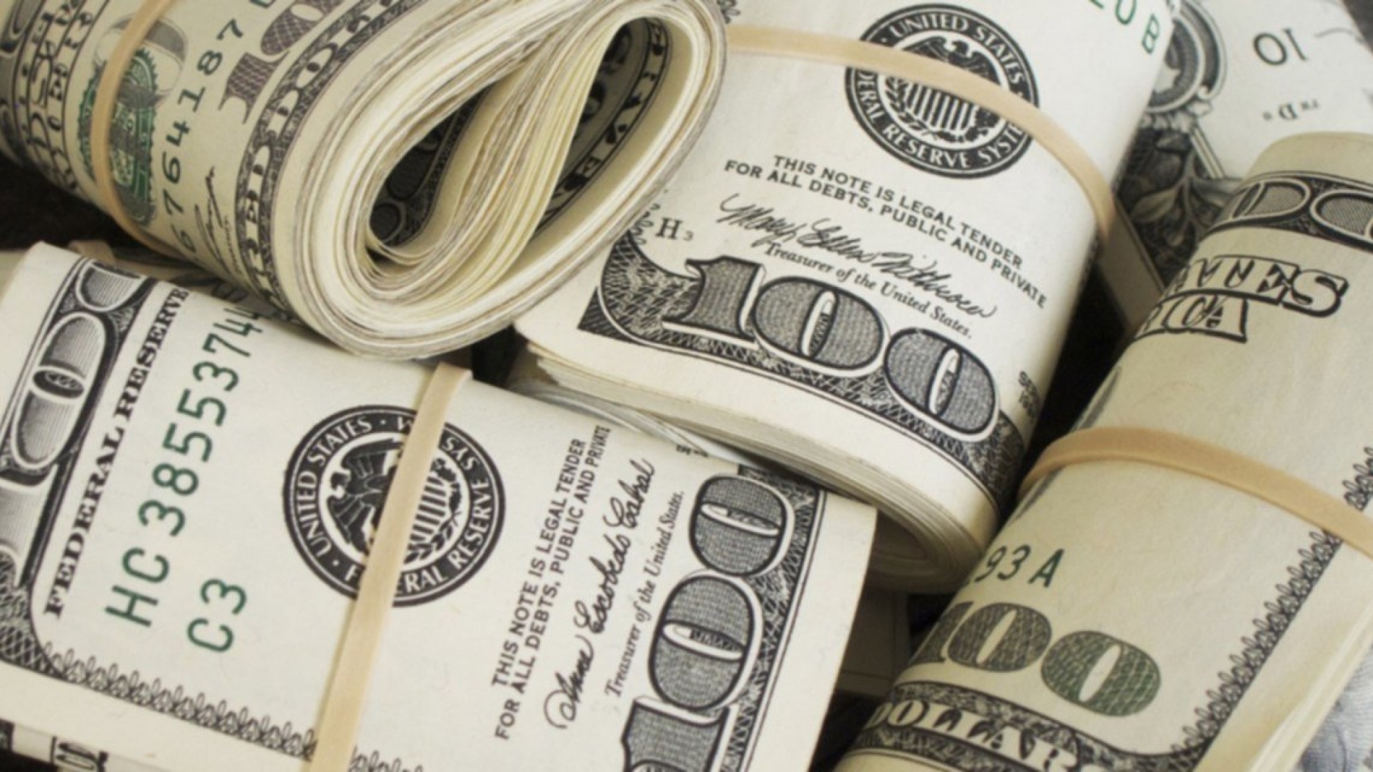 En qué invertir nuestros pesos: dólar bursátil o títulos vinculados con la inflación